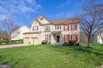 Building Photo - 12902 Crickmore Trace
