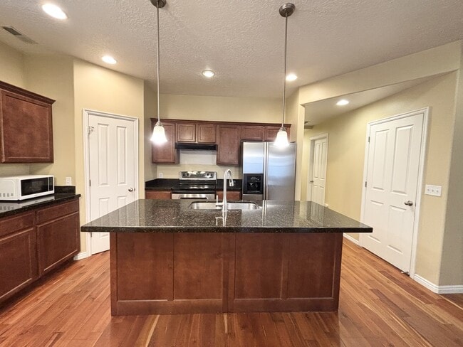 Building Photo - 4596 Red Sage Ct