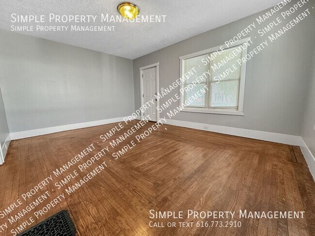 Building Photo - 813 California-