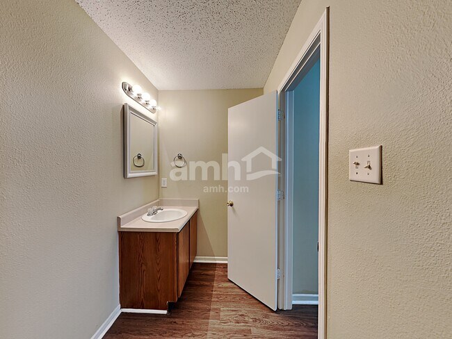 Building Photo - 11343 Congaree Way