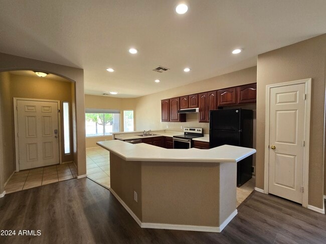 Building Photo - 3741 E Derringer Way