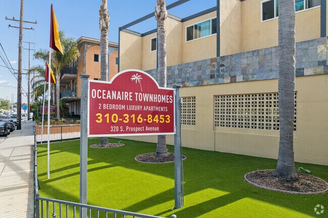Building Photo - Oceanaire Townhomes