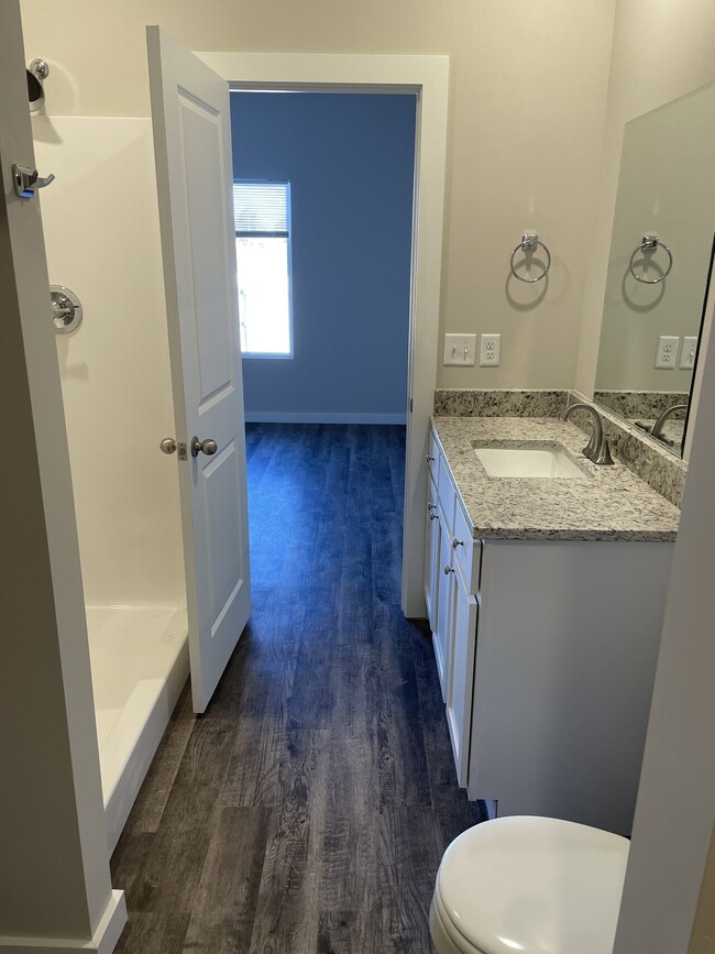 Building Photo - Goddard Duplex