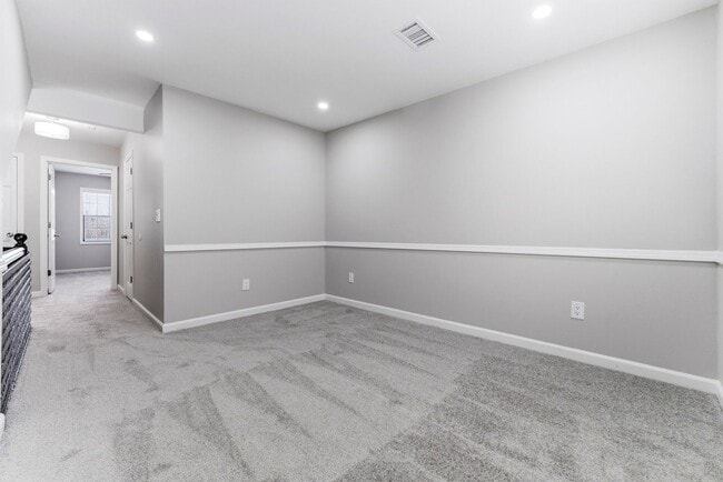 Building Photo - FULLY RENOVAYED TOWNHOME @ KENNESAW, REMARKABLE VALUE!!