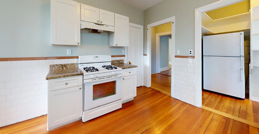 Building Photo - 106 Highland Ave