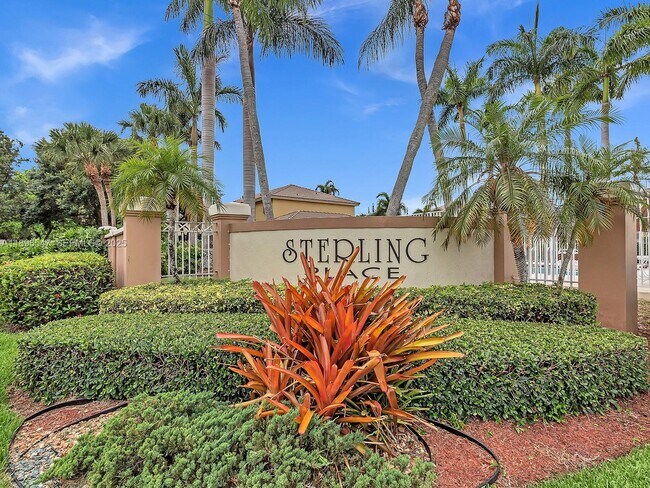 Building Photo - 16879 SW 1st Manor