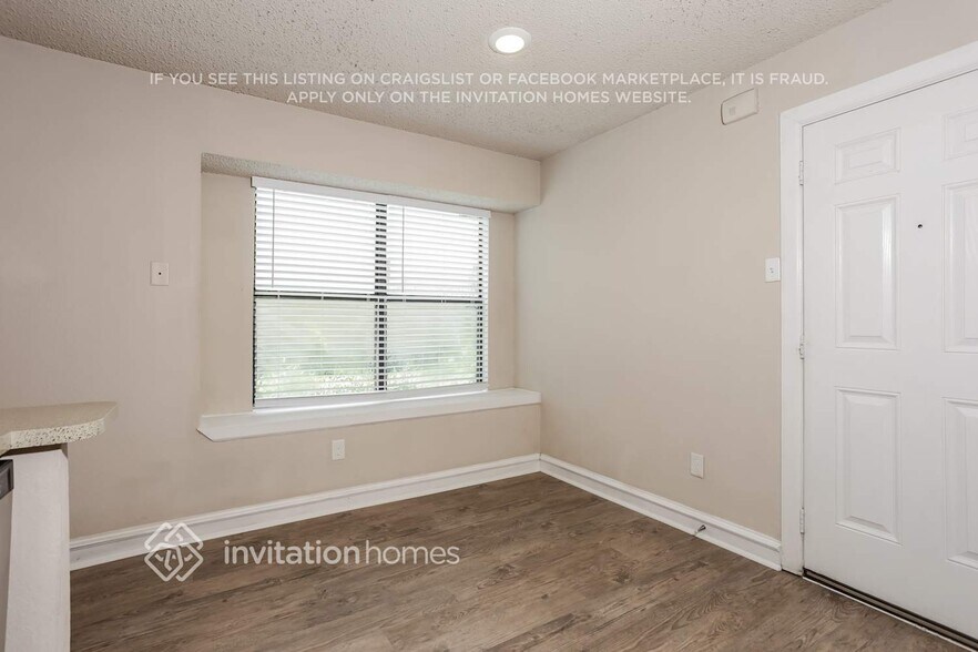 Building Photo - 2665 Claremont Dr