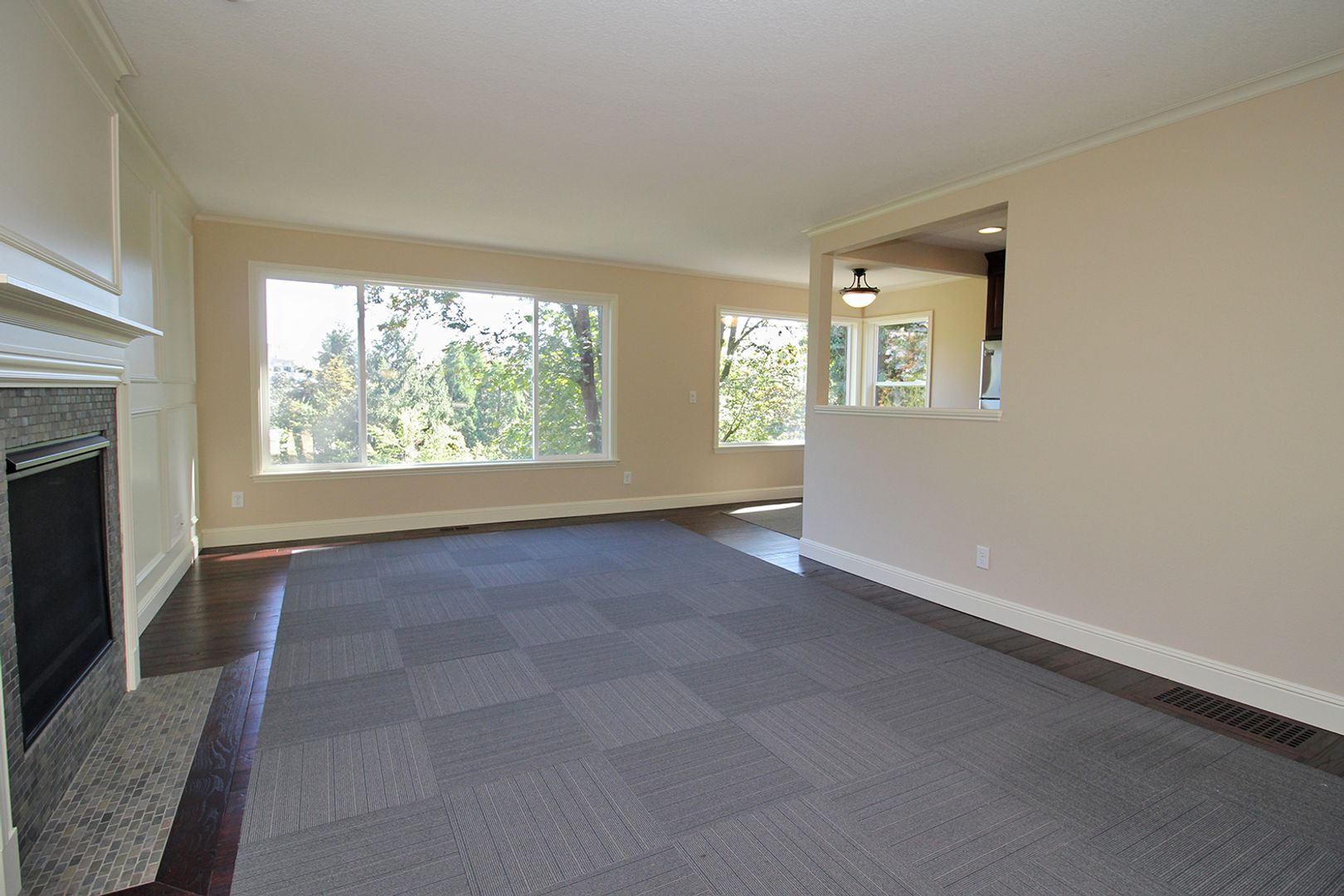 Building Photo - 3328-3328 SW 10th Ave