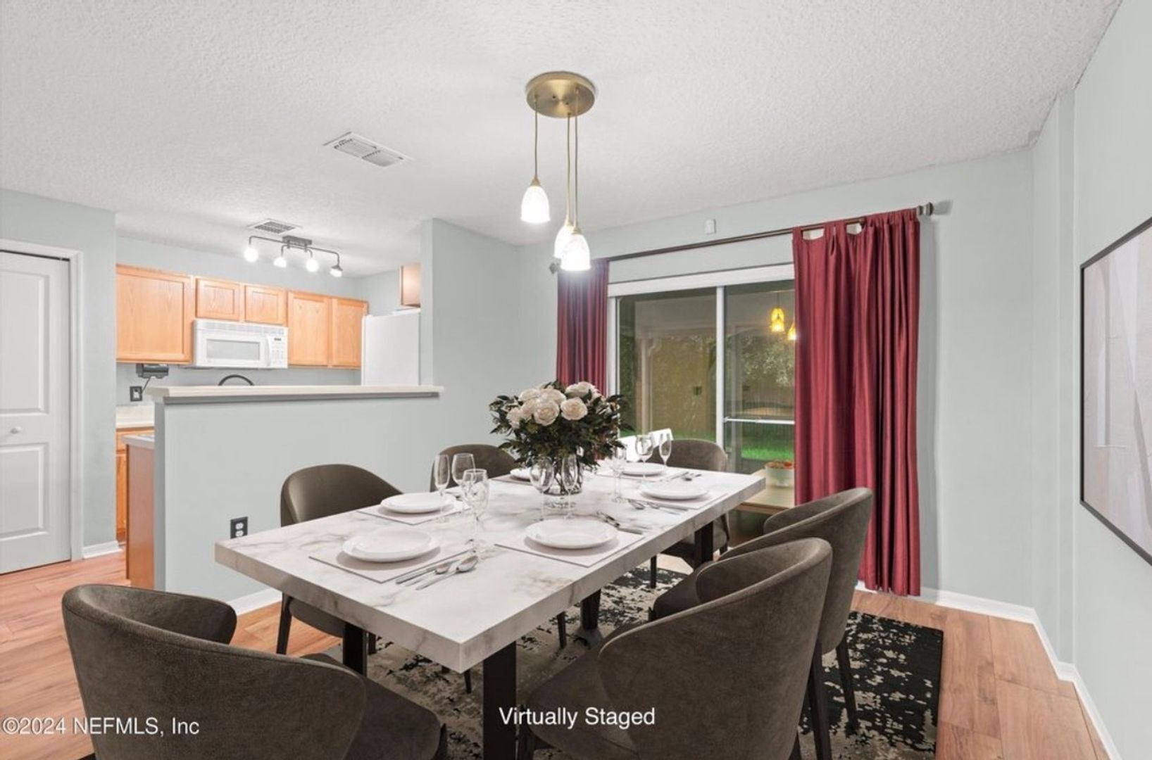 Building Photo - 11565 Hickory Oak Dr