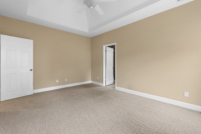 Building Photo - 406 Aspen Ct