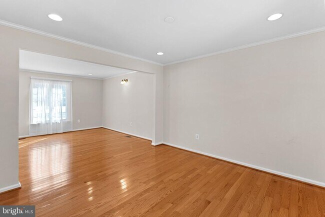 Building Photo - 8916 Arley Dr