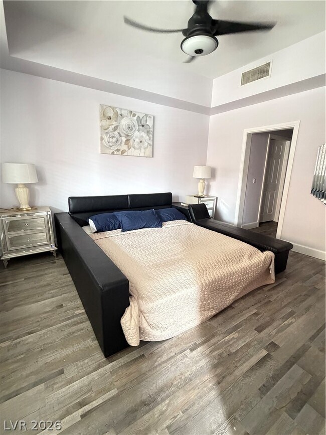 Building Photo - 87 E Agate Ave