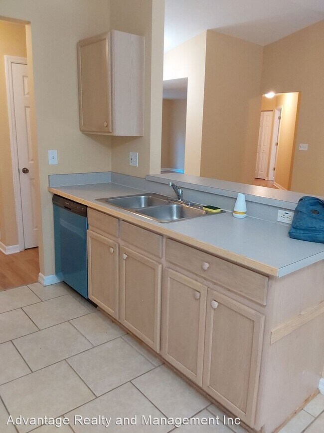 Building Photo - 4 br, 2 bath House - 12 Pineland Ln