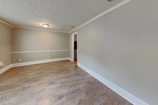 Building Photo - 3246 Bruckner Blvd SW