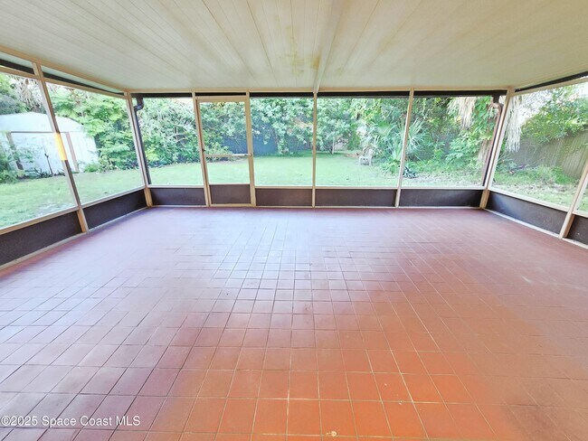 Building Photo - 132 Haven Dr