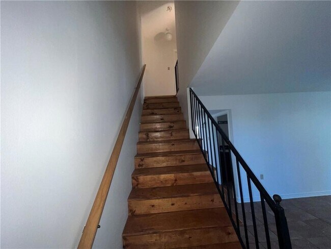 Building Photo - 3617 Jupiter Dr