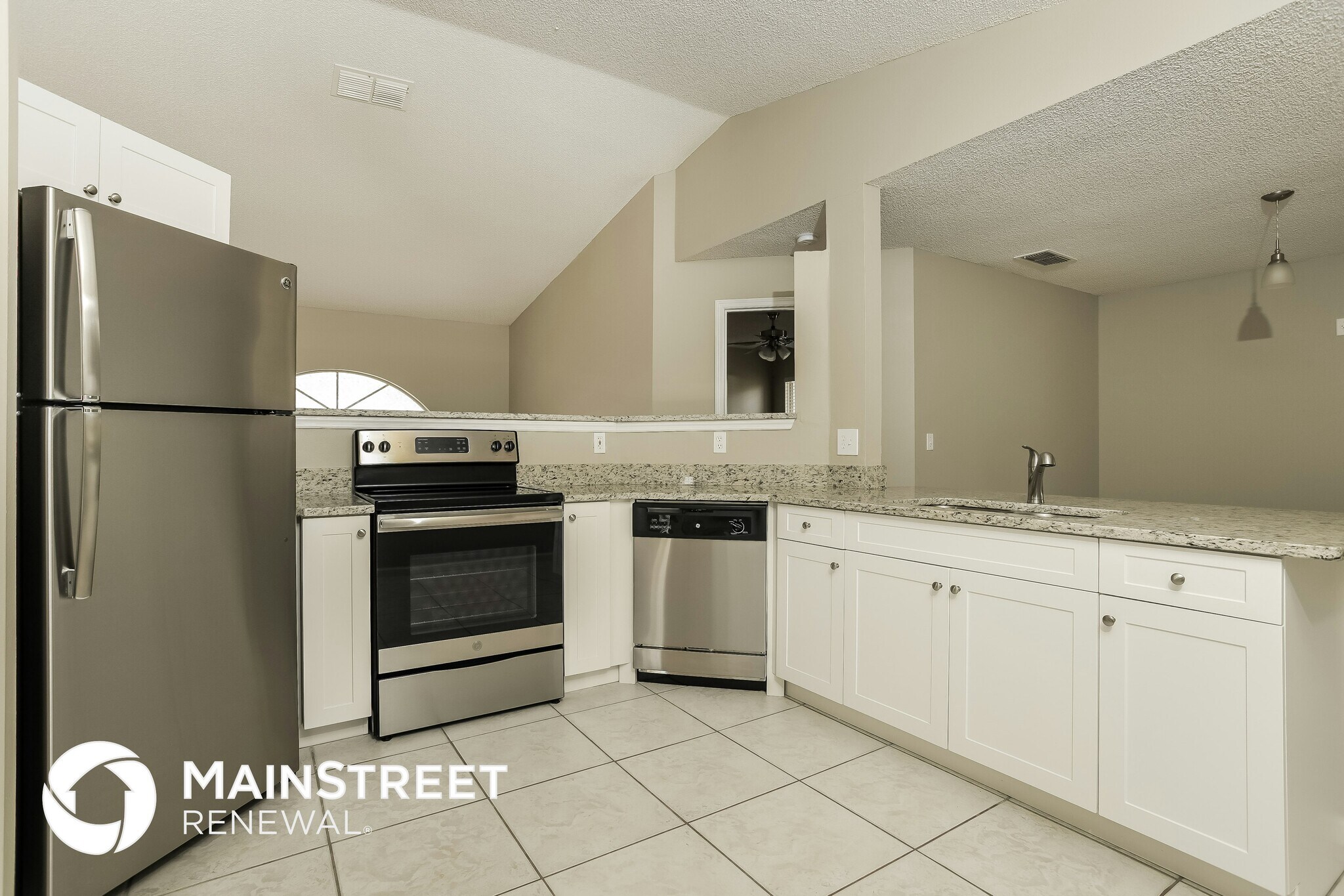 Building Photo - 557 Oak Branch Cir