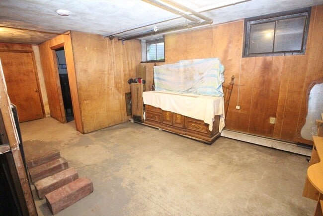 Building Photo - 52 Westminster Ave