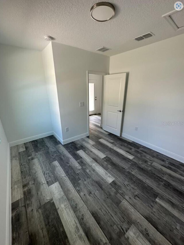 Building Photo - 542 Kilimanjaro Dr