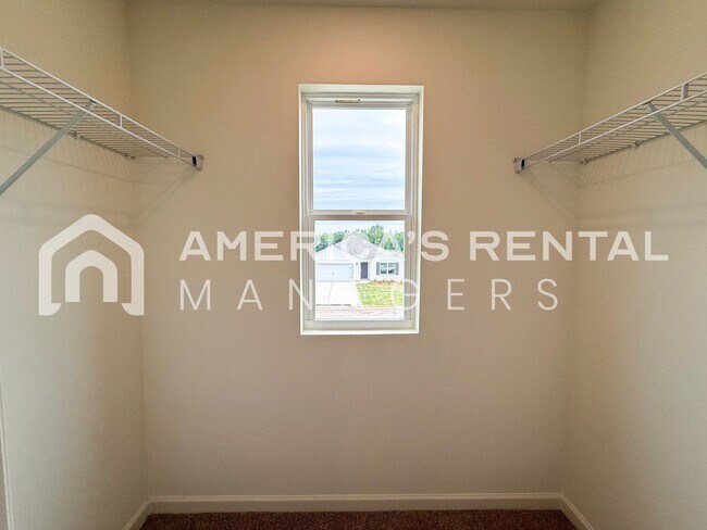 Building Photo - 11562 McCord Ln