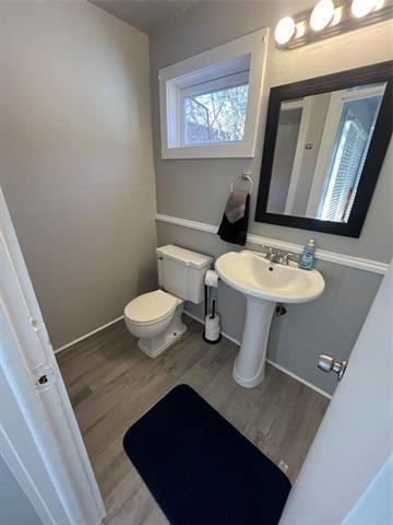 Building Photo - 725 Peach St