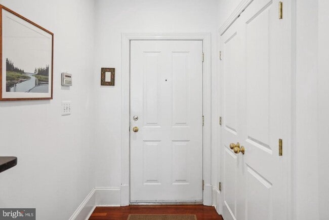 Building Photo - 1324 Euclid St NW