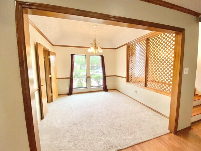 Building Photo - 3602 Pimlico Dr