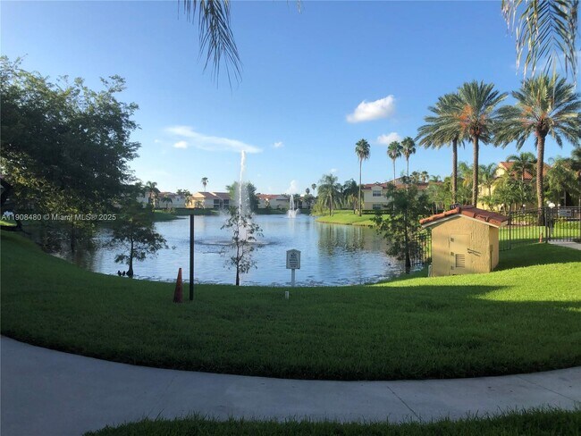 Building Photo - 1245 SW 46th Ave