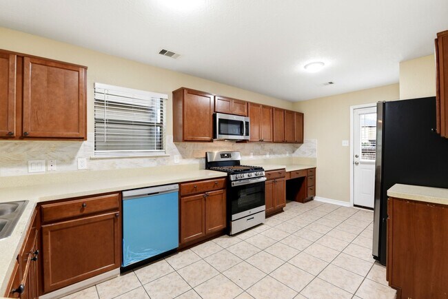 Building Photo - 1230 Grassy View Dr