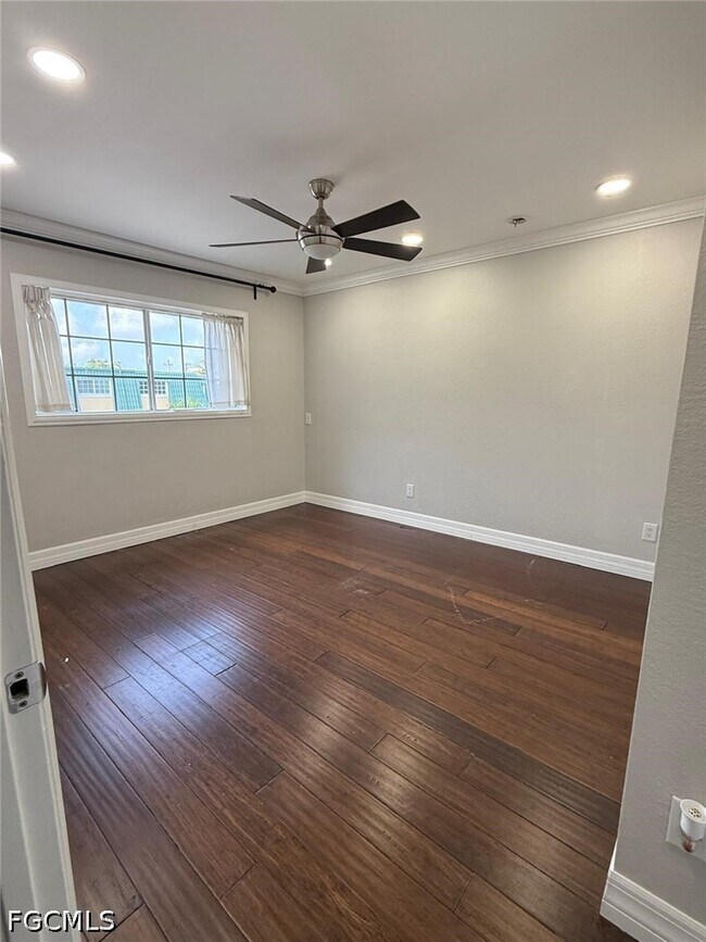 Building Photo - 4797 Albacore Ln