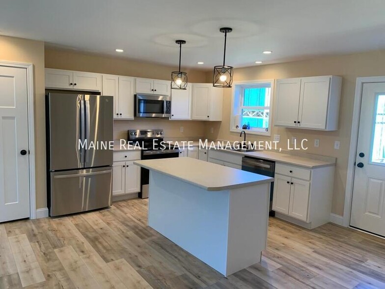 Building Photo - 64 Wildwood Dr