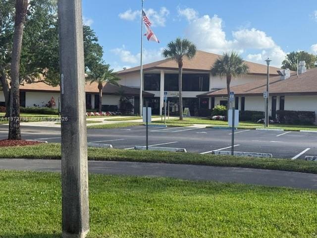 Building Photo - 1351 SW 125th Ave