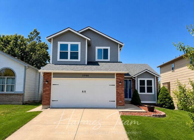 Building Photo - 4 Bed 4 Bath Home in School District 11