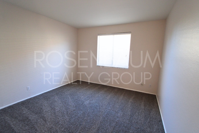 Building Photo - 534 S Pueblo St