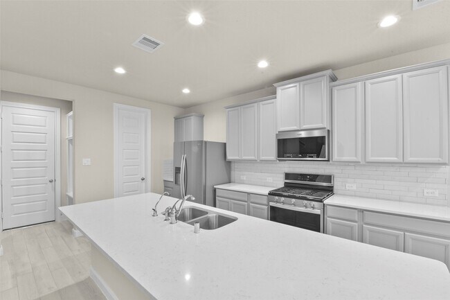 Building Photo - 3109 Cloud Forest Ln