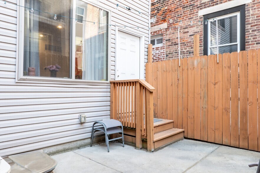 Building Photo - 3708 Haverford Ave