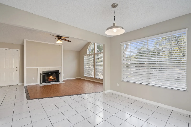 Building Photo - 682 Youngstown Pkwy