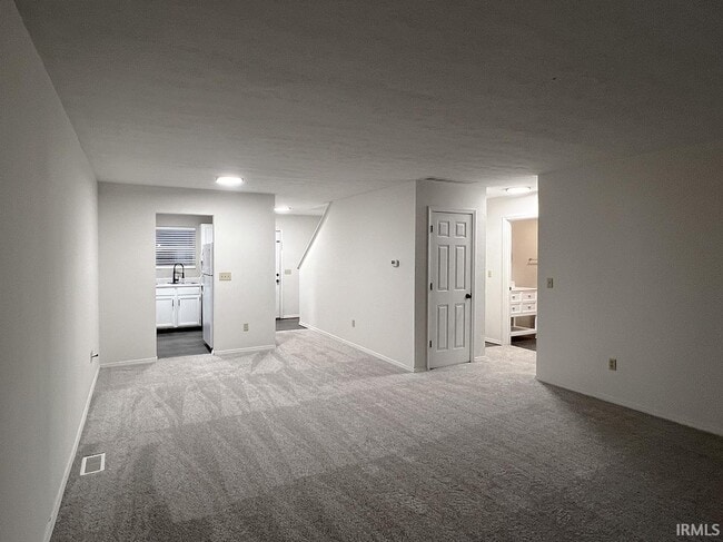 Building Photo - 3433 S Burks Ct