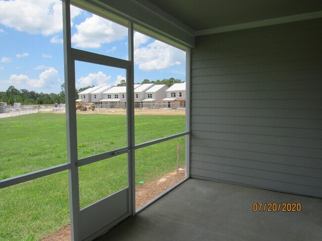 Building Photo - 267 N Sand Palm Rd