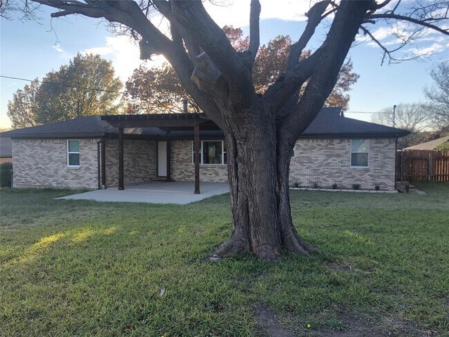 Building Photo - 4104 Big Bend Trail