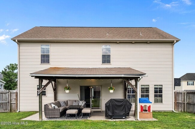 Building Photo - 300 Onyx Ct