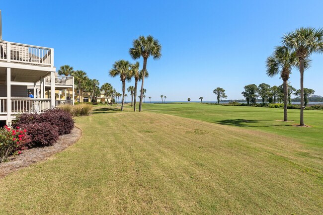 Building Photo - 814 Harbour Point Dr