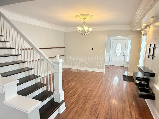 Building Photo - 1135 Spann Ave