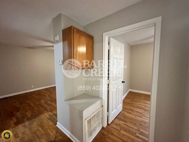 Building Photo - 308 Bond St