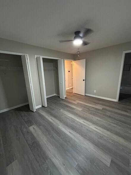 Building Photo - 140 Oakhurst Dr
