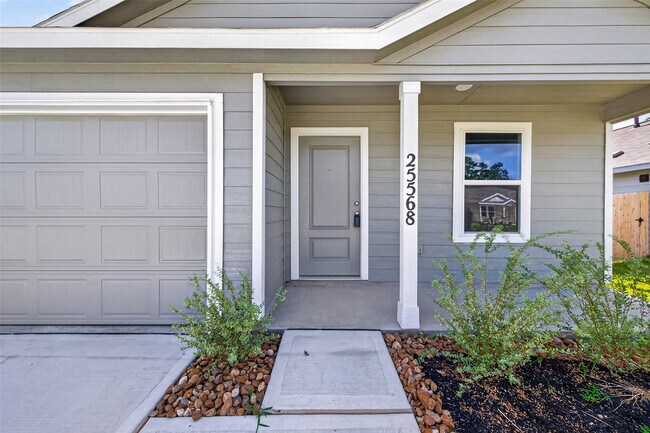 Building Photo - 25568 Rose Creek Dr