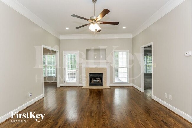 Building Photo - 209 Bennington Dr