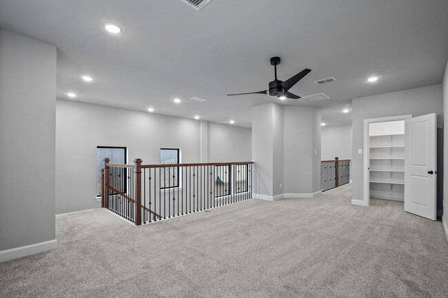 Building Photo - 1519 Noble Pk Dr