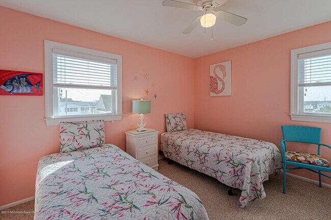 Building Photo - 2102 Oceanfront