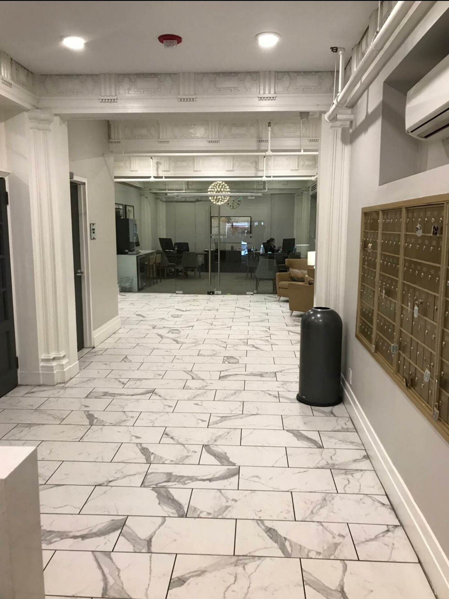 Building Photo - 35 Westland Ave